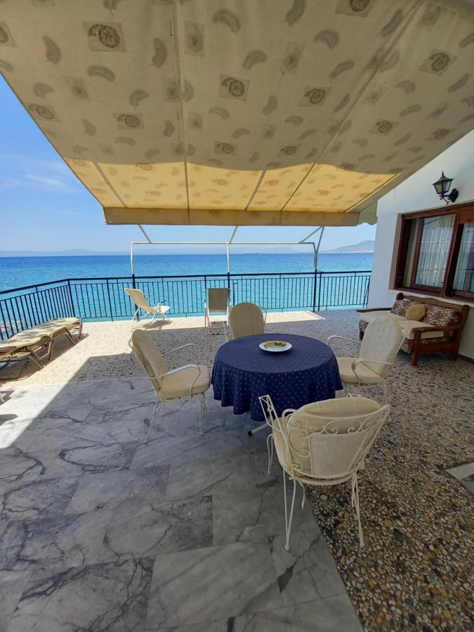 Ekie Apartment With Sea View Kalamata Luaran gambar