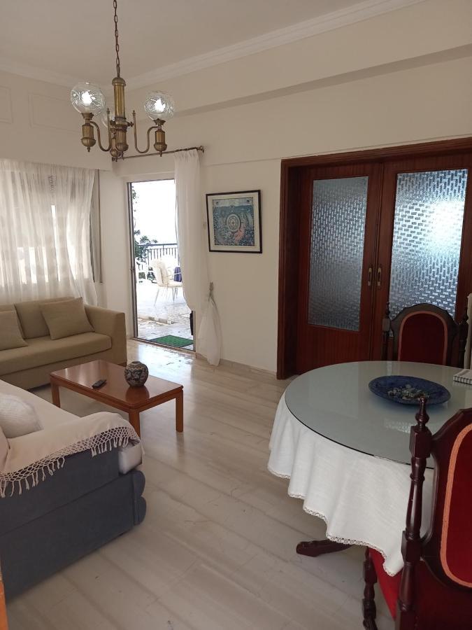 Ekie Apartment With Sea View Kalamata Luaran gambar