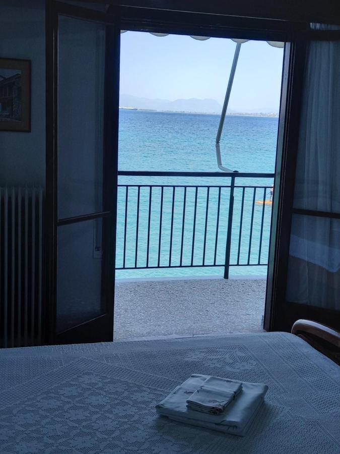 Ekie Apartment With Sea View Kalamata Luaran gambar