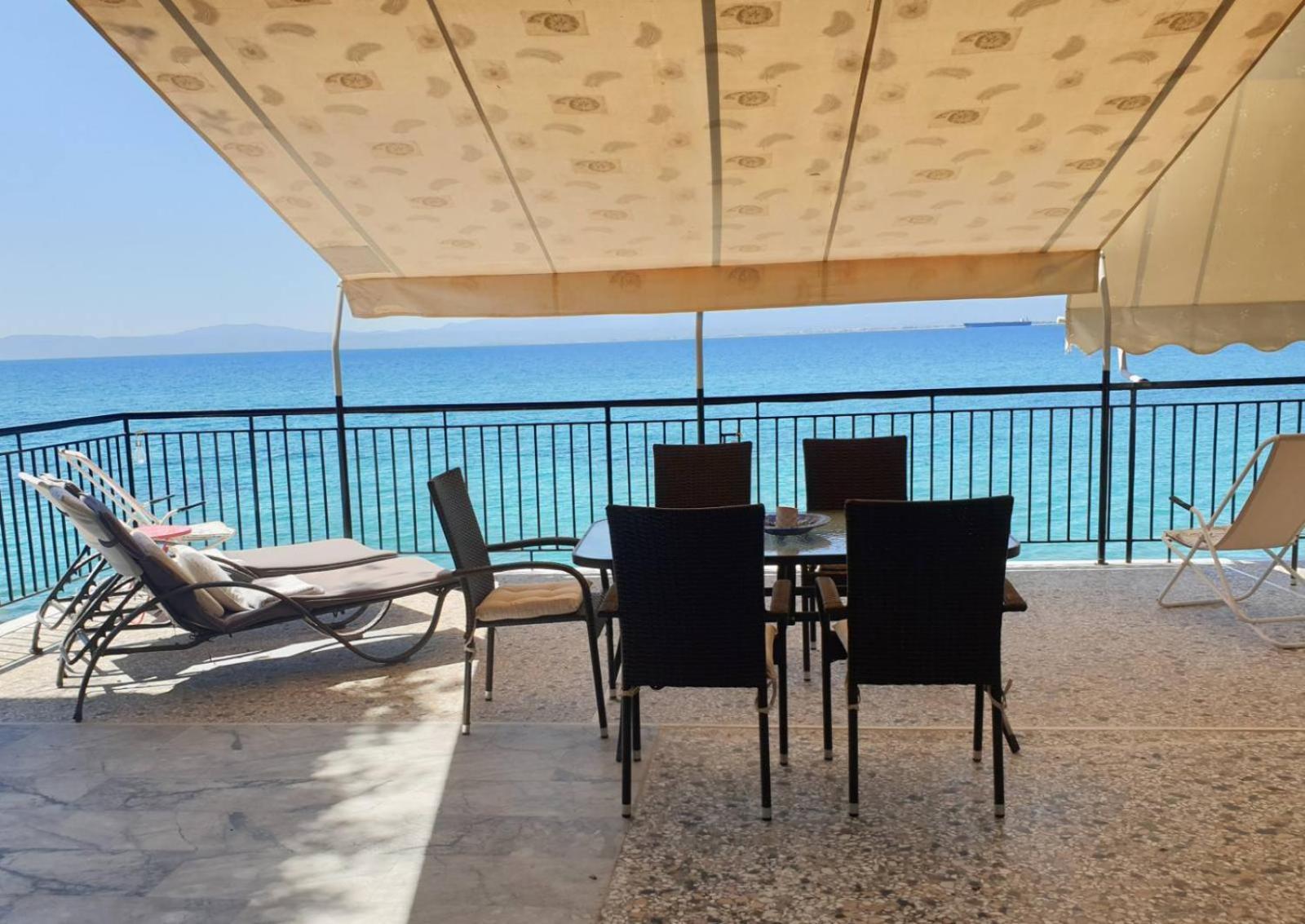 Ekie Apartment With Sea View Kalamata Luaran gambar